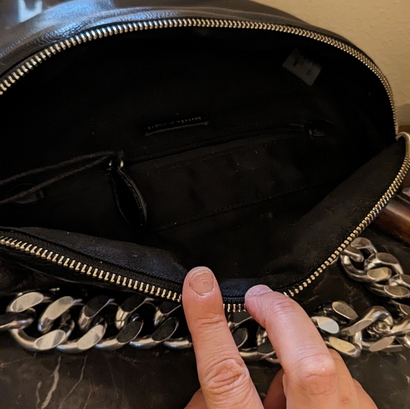 Edie Maxi Crescent Crossbody - Picture 3 of 3